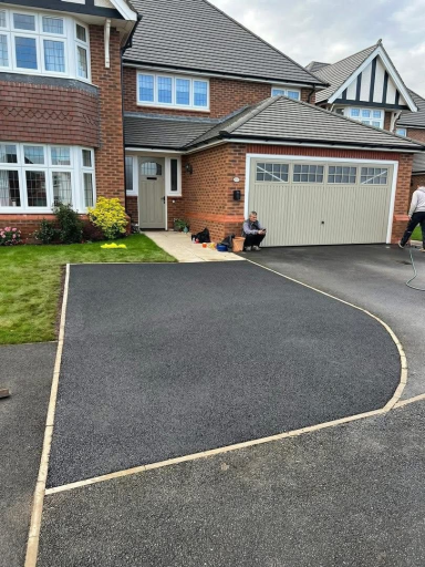 Driveway Company Cheshire 22 Medium