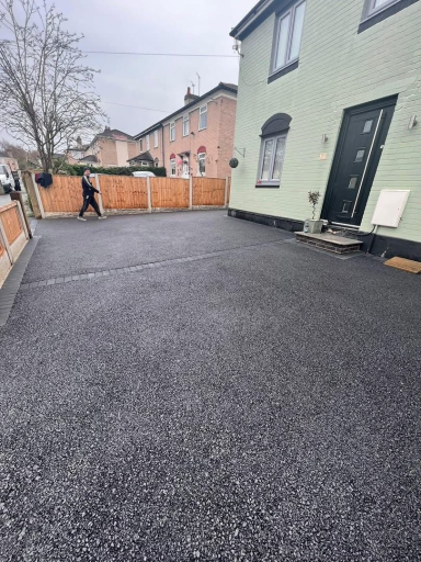 Driveway Company Cheshire 8 Medium